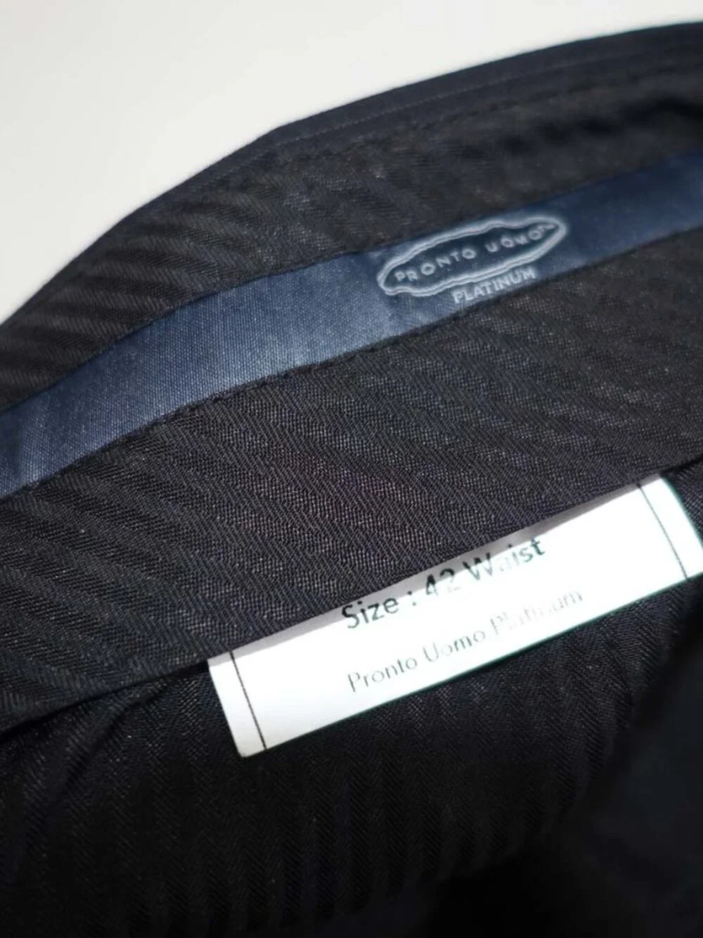 Pronto Uomo Mens Pinstripe 2 Button Suit Size 46 X-Long 40 x 34.5 Dark Gray 46XL